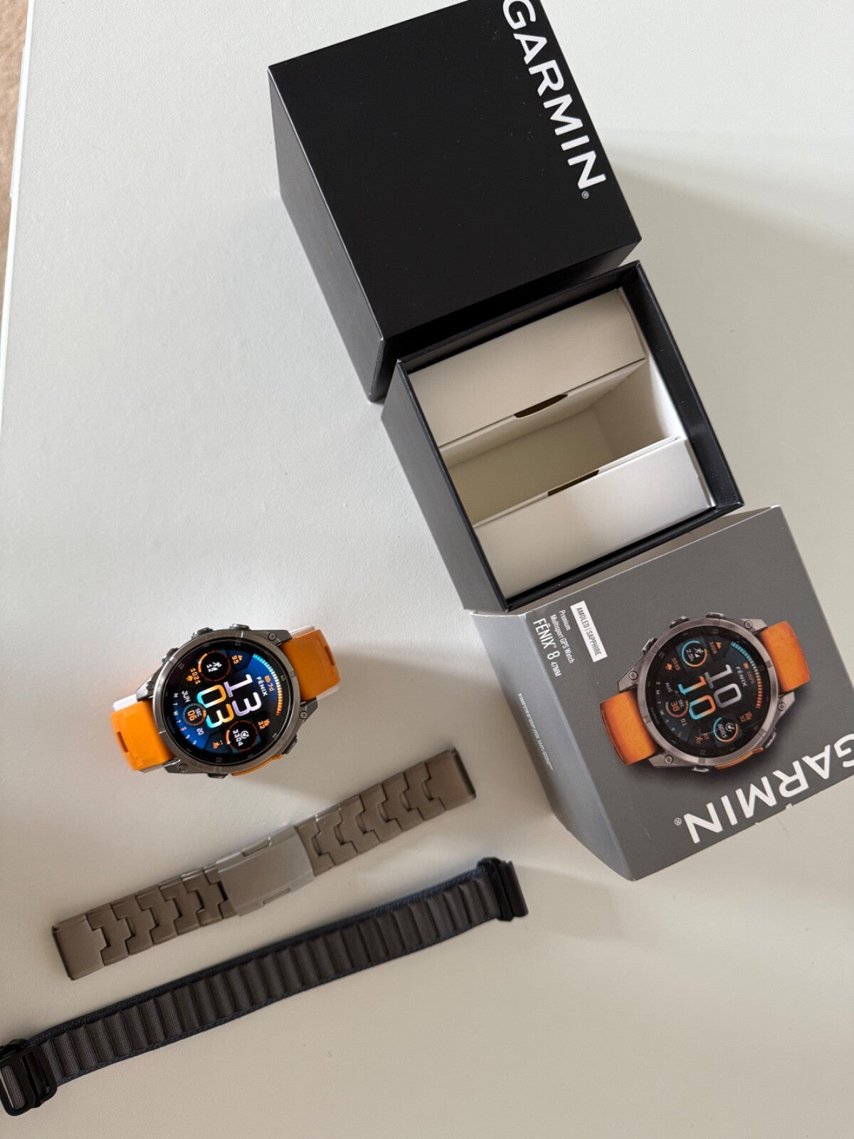 Garmin Fenix 8 47mm AMOLED SAPPHIRE orange