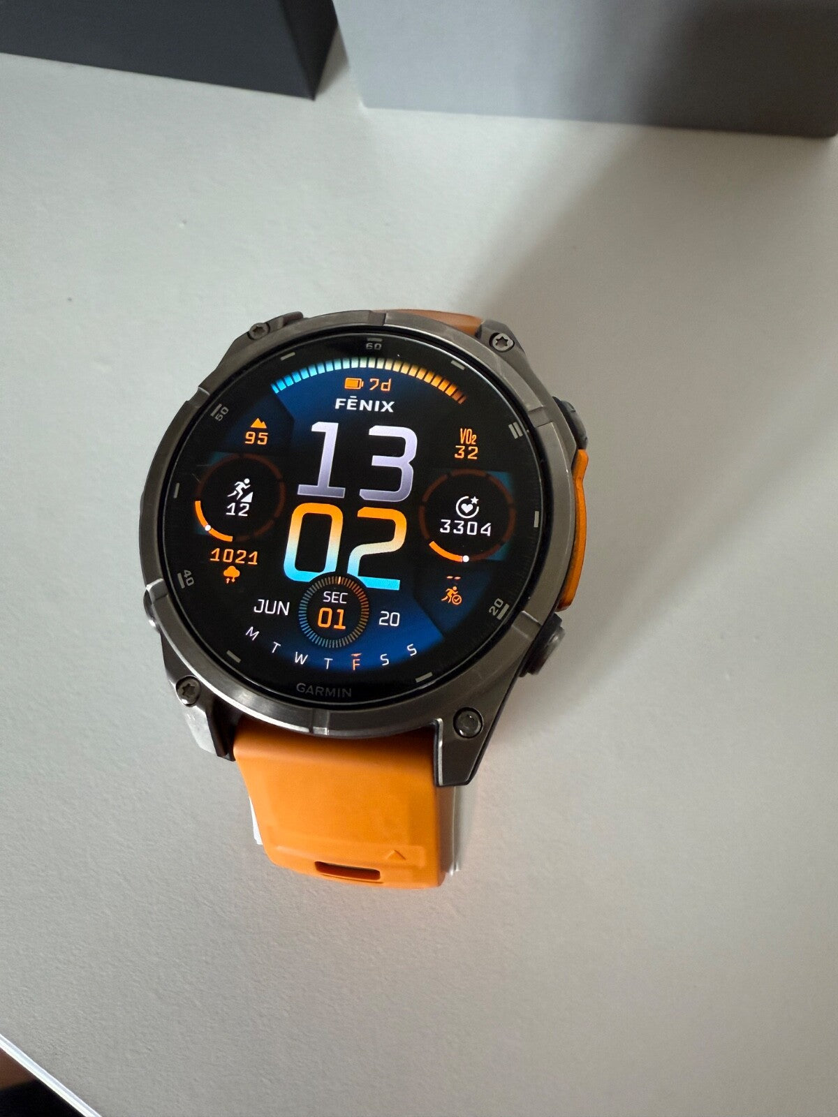 Garmin Fenix 8 47mm AMOLED SAPPHIRE orange