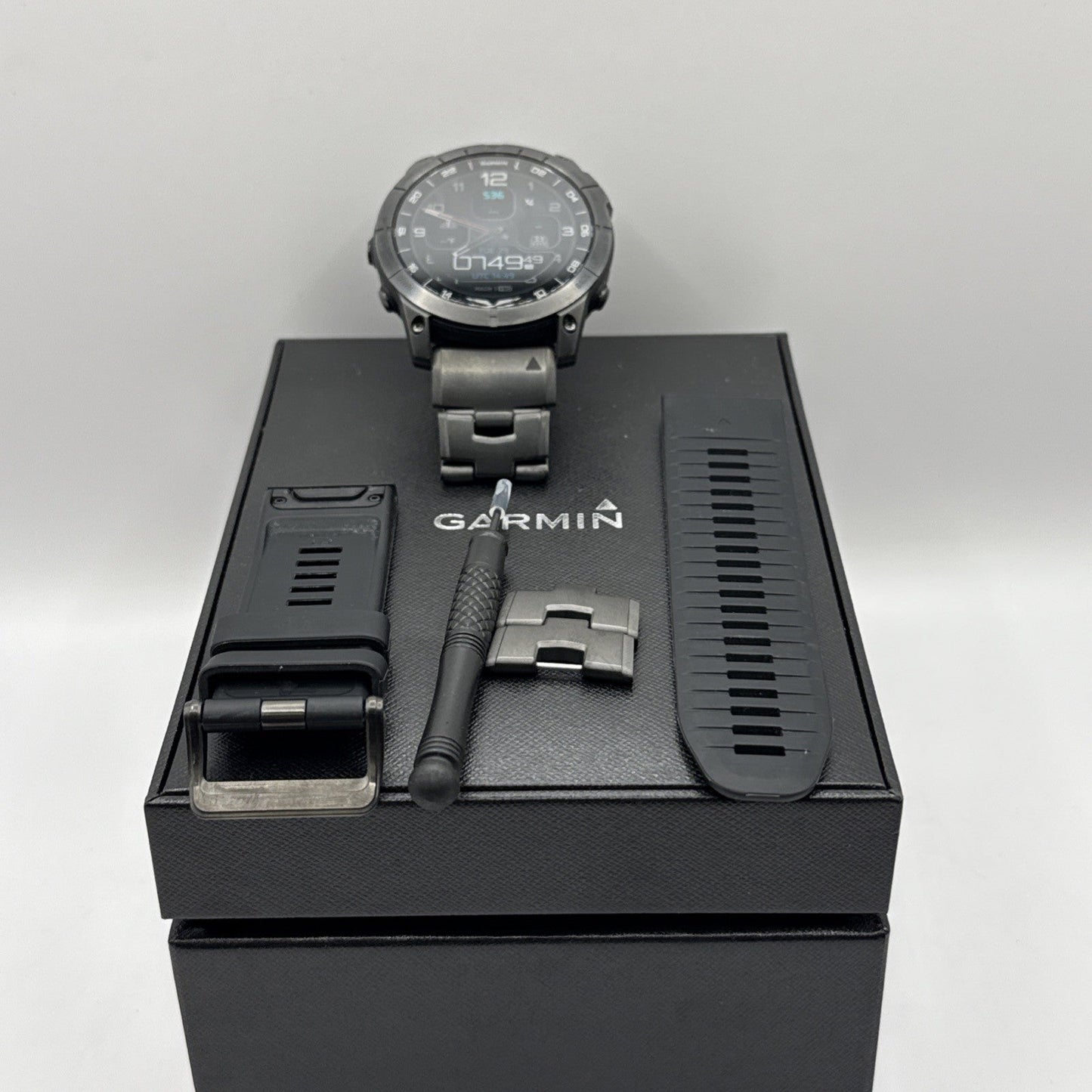 Garmin D2 Mach 1 Pro 51mm Aviator Smartwatch with Black Sport Band