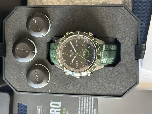 GARMIN MARQ GOLFER  GEN 2 SMART WATCH LATEST GENERATION